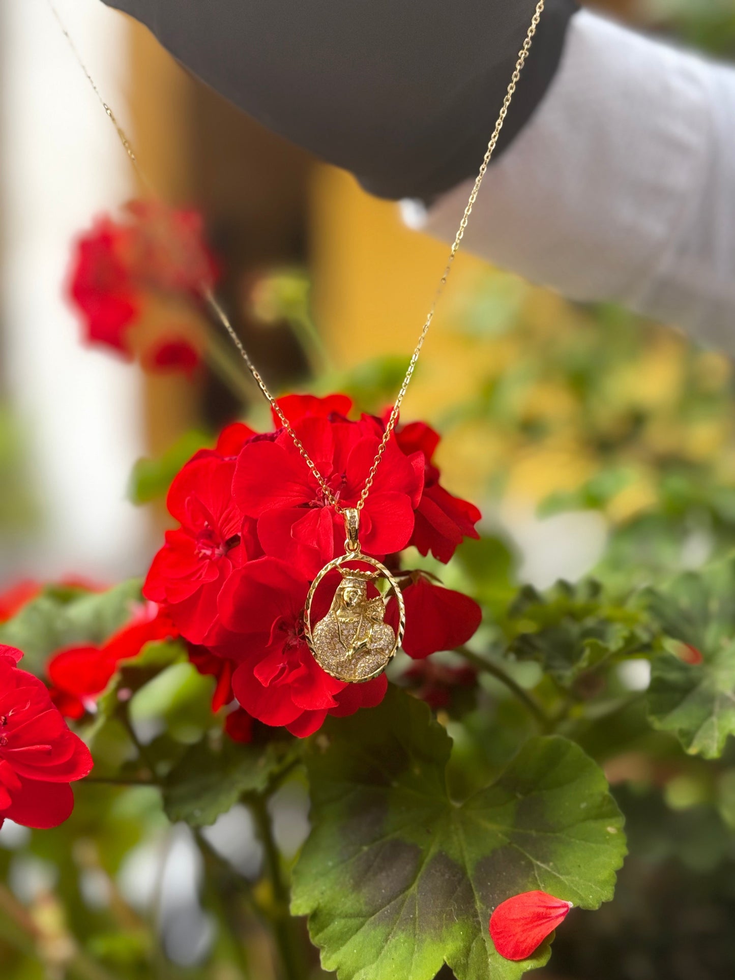 Collana Specchio Con Madonnina
